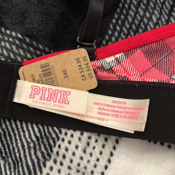 Victoria’s Secret PINK lightly lined wireless bra set red/black Christmas plaid - Picture 5 of 8